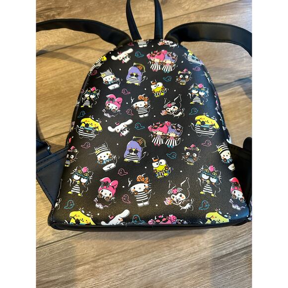Loungefly Hello Kitty & Friends Halloween Backpack - Picture 7 of 12